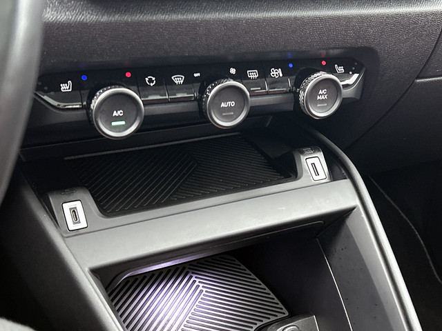 Citroen ë-C4 Shine 50 kWh | Rijklaar | 3 fase | Panorama dak | Leer |