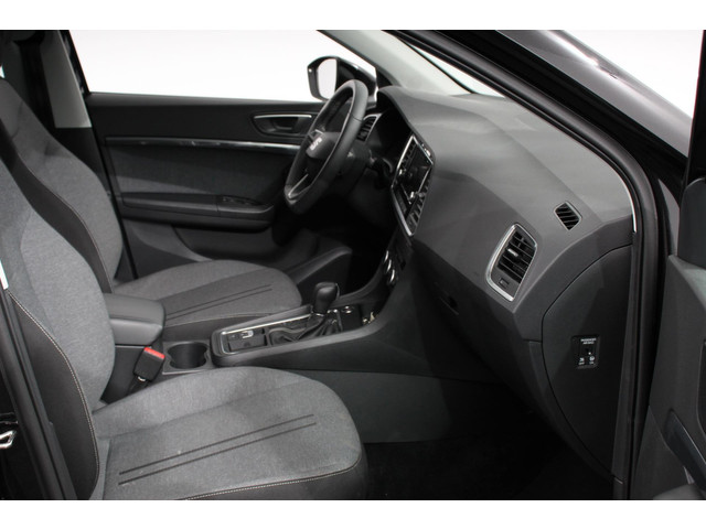 Seat Ateca 1.5 TSI DSG Style Nieuw type Demo! | Climate Control Parkeer sensoren Cruise control DAB Led Lichtmetalen Velgen