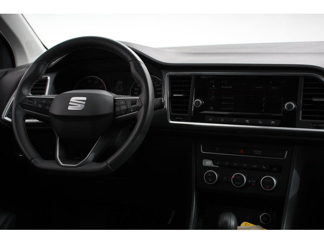 Seat Ateca 1.5 TSI DSG Style Nieuw type Demo! | Climate Control Parkeer sensoren Cruise control DAB Led Lichtmetalen Velgen