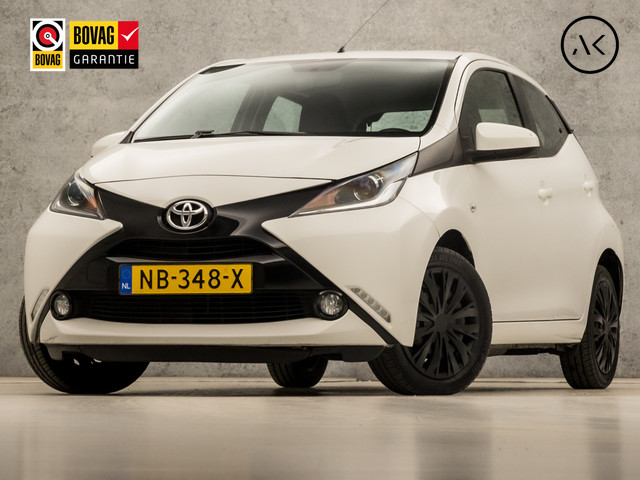 toyota-aygo-1.0-vvt-i-x-play-sport-apple-carplay--camera--cruise--sportstoelen--bluetooth--start-stop--nieuwe-apk--nieuwstaat