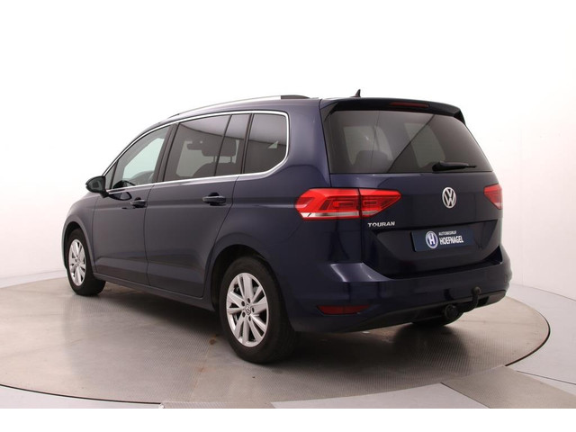 Volkswagen Touran 1.5 TSI Highline 7p Automaat | Adaptive Cruise Control | Parkeersensoren | Stoelverwarming | Apple CarPlay