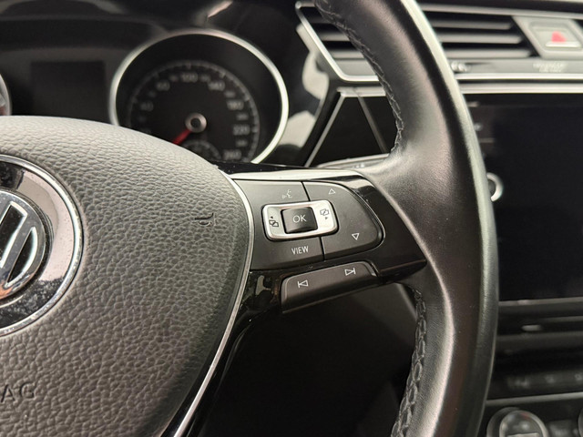 Volkswagen Touran 1.5 TSI Highline 7p Automaat | Adaptive Cruise Control | Parkeersensoren | Stoelverwarming | Apple CarPlay