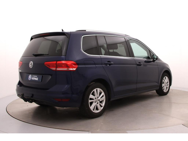 Volkswagen Touran 1.5 TSI Highline 7p Automaat | Adaptive Cruise Control | Parkeersensoren | Stoelverwarming | Apple CarPlay