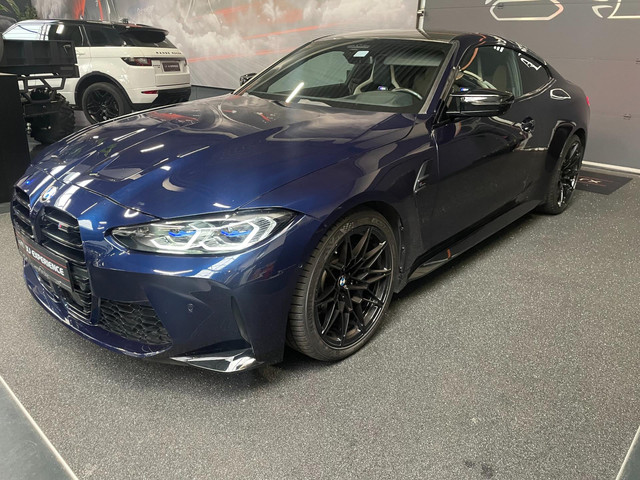 bmw-m4-4-serie-coup-competition-xdrive-carbon