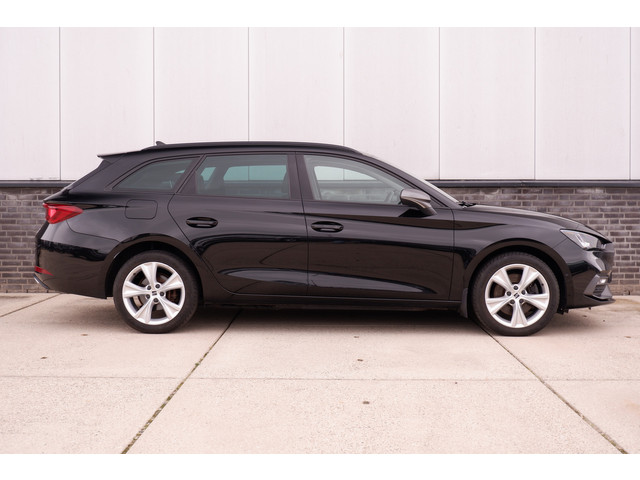 seat-leon-sportstourer-1.4-tsi-ehybrid-phev-fr-business-intense---elek.-trekhaak---led---carplay---camera---sfeerverlichting---virtual-coc