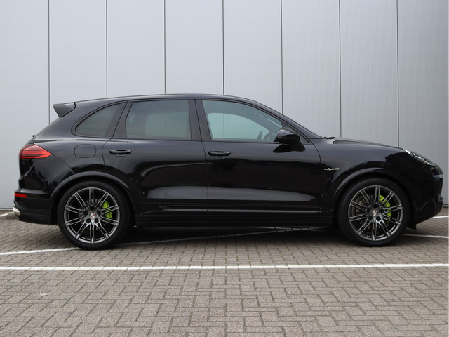 porsche-cayenne-3.0-s-e-hybrid---leder---camera---bose---keyless---org.-nl