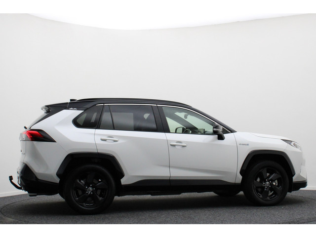 toyota-rav4-2.5-hybrid-style-bi-tone-climate--acc--camera--navigatie--bluetooth--verwarmde-voorruit--trekhaak