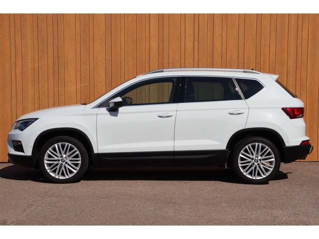 Seat Ateca 1.5 TSI Xcellence Business Intense org. NL trekhaak camera's el.klep