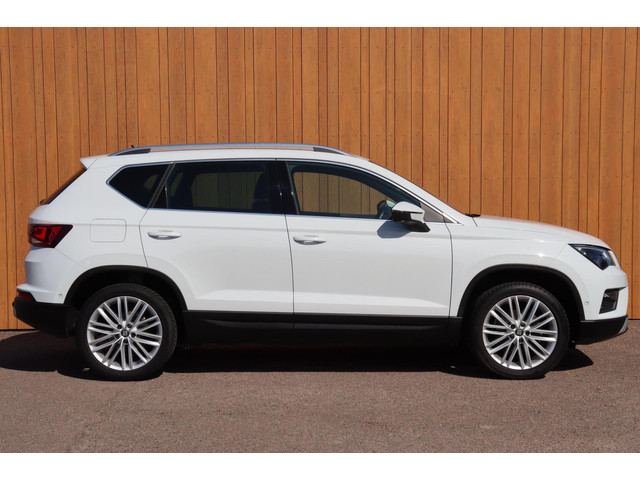 Seat Ateca 1.5 TSI Xcellence Business Intense org. NL trekhaak camera's el.klep