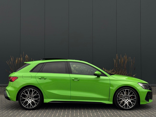 audi-rs3-sportback-2.5-tfsi-rs-3-quatt.-nieuw-pano-navi-camera-sportvelgen