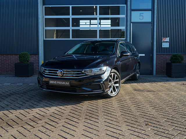 volkswagen-passat-variant-1.4-tsi-phev-gte-business