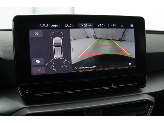 Seat Leon 1.5 eTSI FR Launch Edition | Carplay | Stoel & stuurverwarming | Camera | Adaptive cruise | Navigatie | Keyless | Full LED | Spo