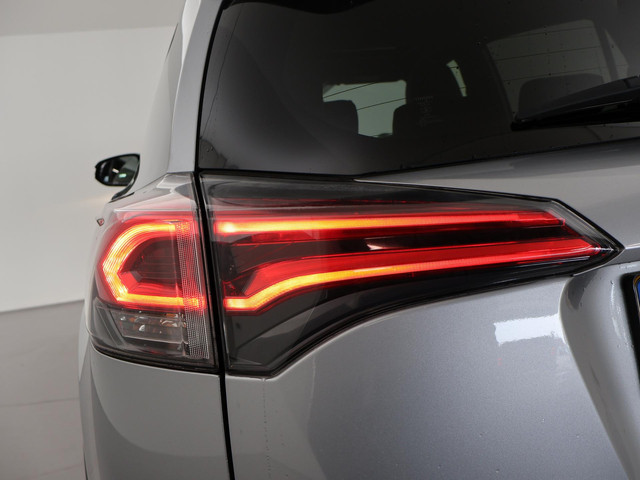 Toyota RAV4 2.5 HYBRID AUT. BLACK EDITION + SCHUIFDAK | LEDER | CAMERA | ADAPTIVE CRUISE | STOELVERW. | 18 INCH