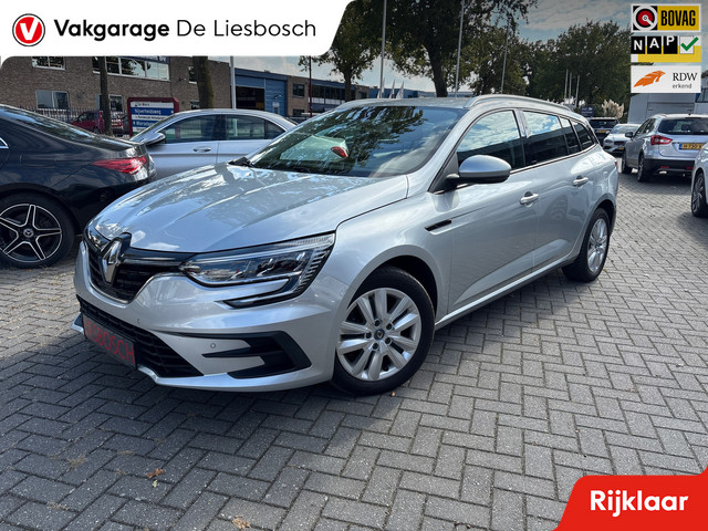 renault-megane-e-tech-estate-1.6-plug-in-hybrid-160-business-edition-one