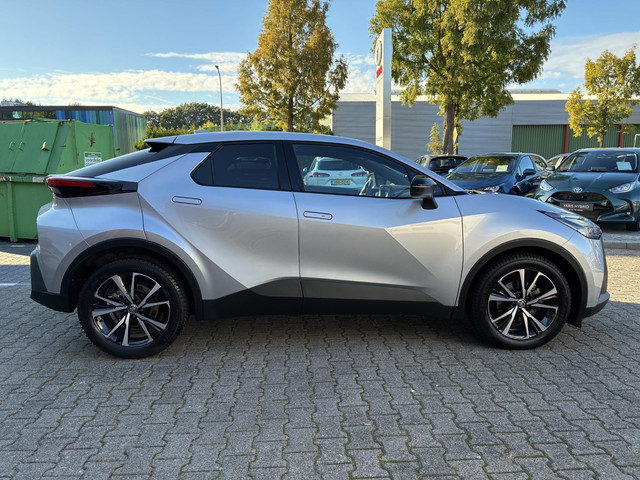 toyota-c-hr-1.8-hybrid-140-dynamic-park-sensoren-blind-spot-apple-android-navi-clima-ad-cruise-keyless-18-lm-velgen