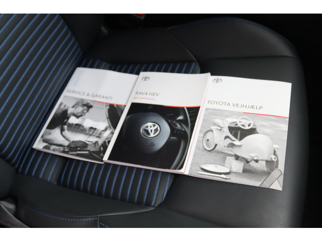 Toyota RAV4 2.5 HYBRID 218PK AUTOMAAT STYLE BI-TONE Navi Carplay | JBL-Audio | 360 Camera | Stoel stuur voorruitverw.| Adapt.Cruise | 19 Inc