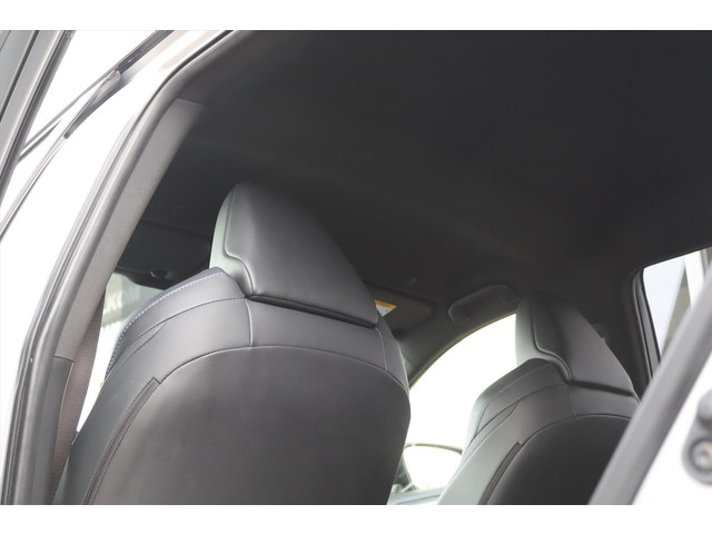 Toyota RAV4 2.5 HYBRID 218PK AUTOMAAT STYLE BI-TONE Navi Carplay | JBL-Audio | 360 Camera | Stoel stuur voorruitverw.| Adapt.Cruise | 19 Inc
