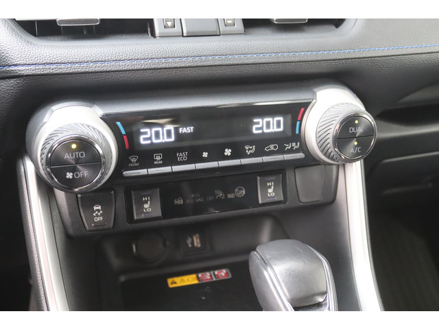 Toyota RAV4 2.5 HYBRID 218PK AUTOMAAT STYLE BI-TONE Navi Carplay | JBL-Audio | 360 Camera | Stoel stuur voorruitverw.| Adapt.Cruise | 19 Inc