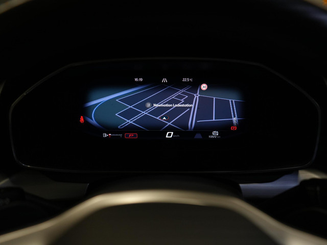 Seat Leon Sportstourer 1.5 eTSI 150 pk DSG FR Launch Edition | Stuur- stoelverwarming | Achteruitrijcamera | Navigatie | Adaptive Cruise