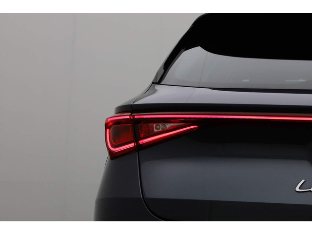 Seat Leon Sportstourer 1.5 eTSI 150 pk DSG FR Launch Edition | Stuur- stoelverwarming | Achteruitrijcamera | Navigatie | Adaptive Cruise