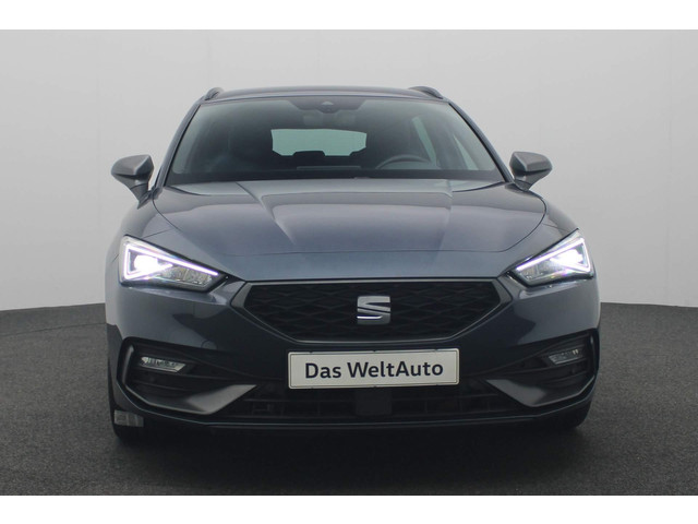 Seat Leon Sportstourer 1.5 eTSI 150 pk DSG FR Launch Edition | Stuur- stoelverwarming | Achteruitrijcamera | Navigatie | Adaptive Cruise