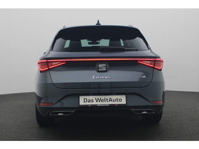 Seat Leon Sportstourer 1.5 eTSI 150 pk DSG FR Launch Edition | Stuur- stoelverwarming | Achteruitrijcamera | Navigatie | Adaptive Cruise
