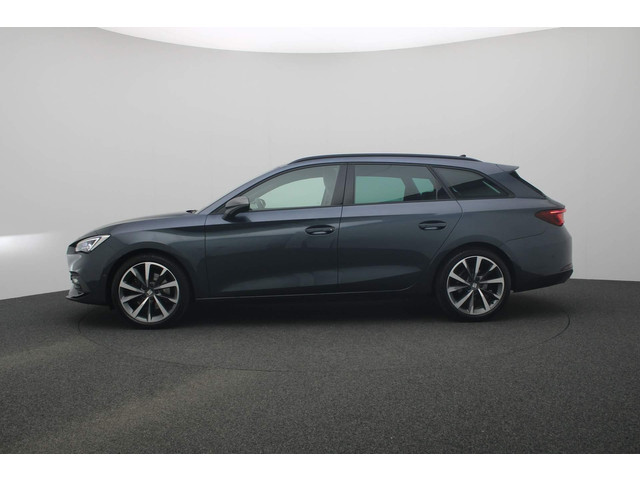 Seat Leon Sportstourer 1.5 eTSI 150 pk DSG FR Launch Edition | Stuur- stoelverwarming | Achteruitrijcamera | Navigatie | Adaptive Cruise