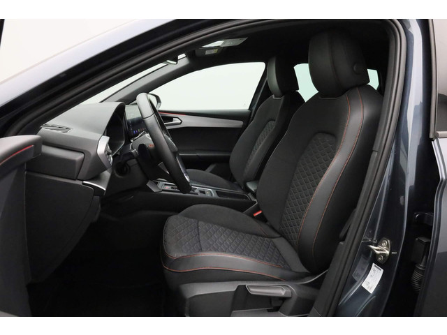 Seat Leon Sportstourer 1.5 eTSI 150 pk DSG FR Launch Edition | Stuur- stoelverwarming | Achteruitrijcamera | Navigatie | Adaptive Cruise