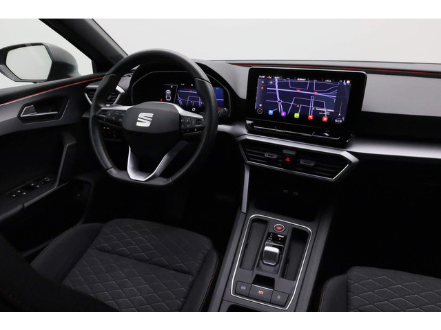 Seat Leon Sportstourer 1.5 eTSI 150 pk DSG FR Launch Edition | Stuur- stoelverwarming | Achteruitrijcamera | Navigatie | Adaptive Cruise