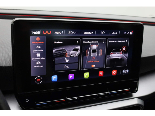 Seat Leon Sportstourer 1.5 eTSI 150 pk DSG FR Launch Edition | Stuur- stoelverwarming | Achteruitrijcamera | Navigatie | Adaptive Cruise