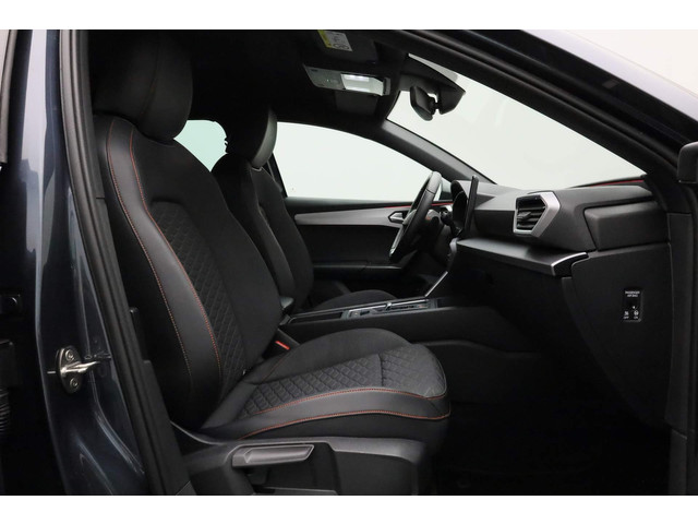 Seat Leon Sportstourer 1.5 eTSI 150 pk DSG FR Launch Edition | Stuur- stoelverwarming | Achteruitrijcamera | Navigatie | Adaptive Cruise