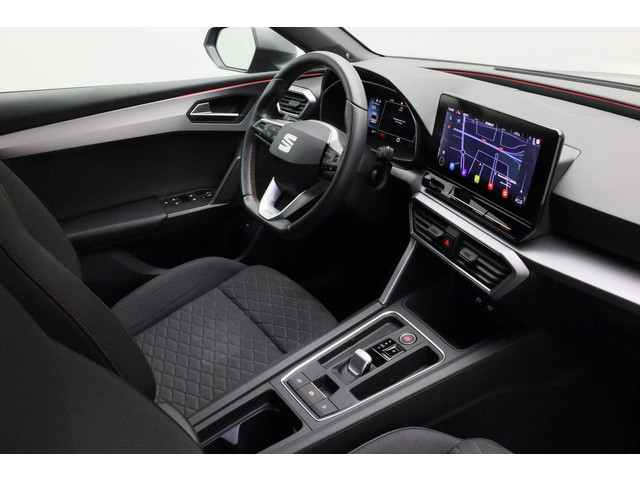 Seat Leon Sportstourer 1.5 eTSI 150 pk DSG FR Launch Edition | Stuur- stoelverwarming | Achteruitrijcamera | Navigatie | Adaptive Cruise