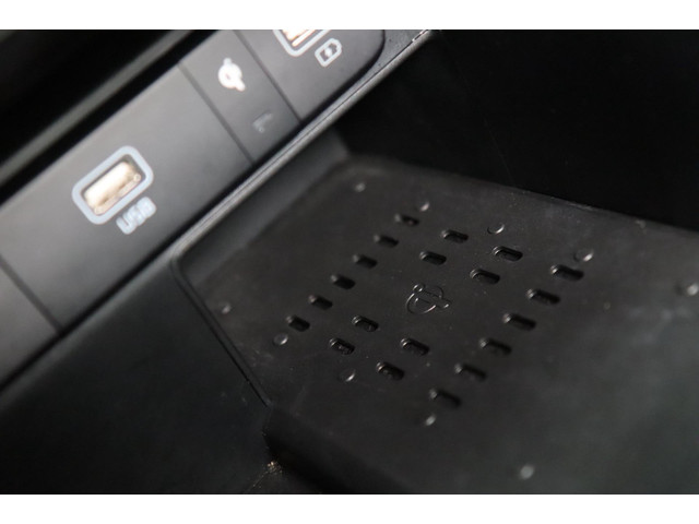 Kia Sorento 1.6 T-GDI PHEV 4WD   PANO   KEYLESS   HUD   360   VOLLEDIG UITGEVOERD!