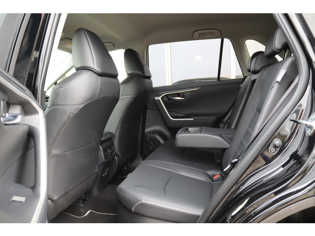 Toyota RAV4 2.5 HYBRID 218PK AUTOMAAT DYNAMIC Navi Carplay | Led | Dab | Camera | Stoel stuur voorruitverw.| Adapt.Cruise | 18 Inch Lm |