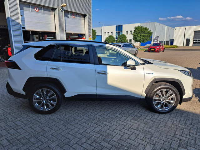 Toyota RAV4 2.5 Hybrid AWD Executive PANORAMISCH SCHUIF- KANTELDAK LEER 360-CAMERA STOELGEHEUGEN