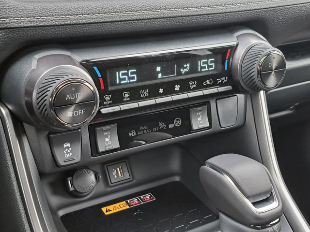 Toyota RAV4 2.5 Plug-in Hybrid AWD GR SPORT PANORAMISCH SCHUIF- KANTELDAK HEAD UP BLIND SPOT