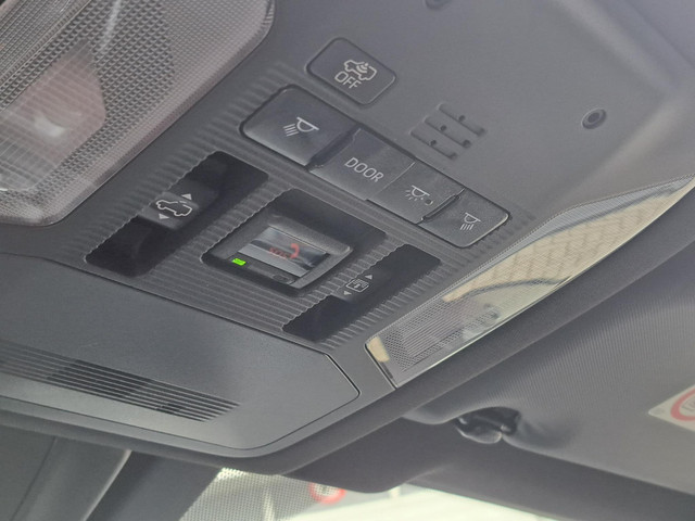 Toyota RAV4 2.5 Plug-in Hybrid AWD GR SPORT PANORAMISCH SCHUIF- KANTELDAK HEAD UP BLIND SPOT