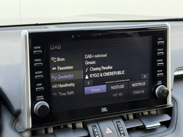 Toyota RAV4 2.5 Plug-in Hybrid AWD Bi-Tone Plus | Trekhaak | Memory | CarPlay | ACC | Camera | 19 inch