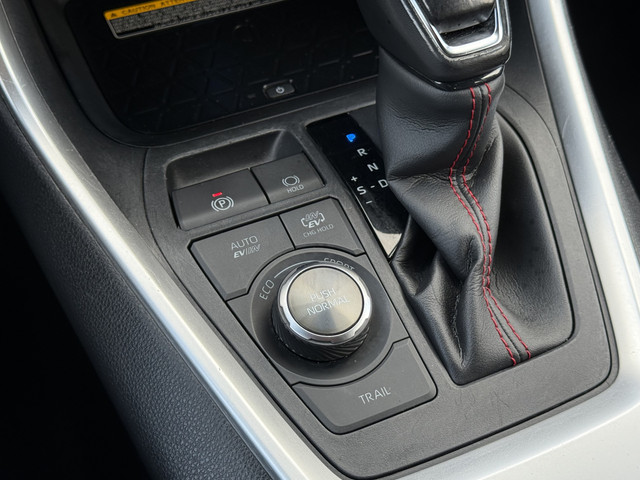 Toyota RAV4 2.5 Plug-in Hybrid AWD Bi-Tone Plus | Trekhaak | Memory | CarPlay | ACC | Camera | 19 inch