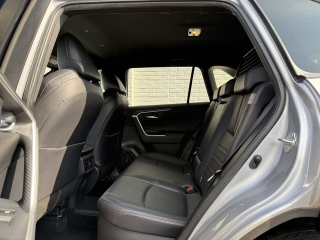 Toyota RAV4 2.5 Plug-in Hybrid AWD Bi-Tone Plus | Trekhaak | Memory | CarPlay | ACC | Camera | 19 inch