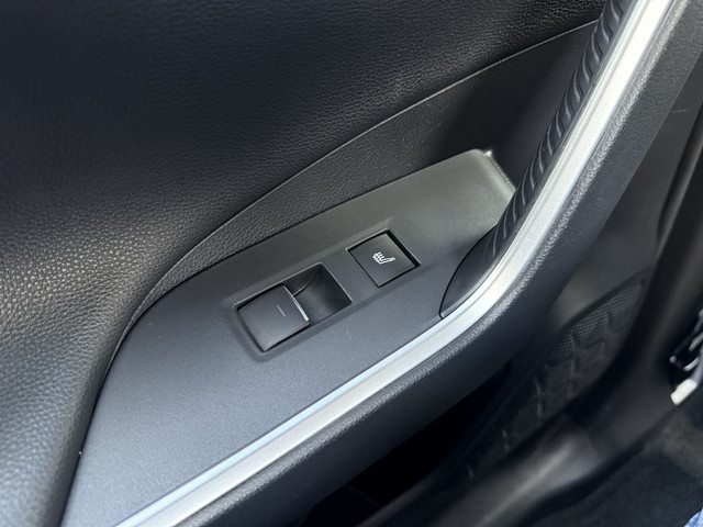 Toyota RAV4 2.5 Plug-in Hybrid AWD Bi-Tone Plus | Trekhaak | Memory | CarPlay | ACC | Camera | 19 inch