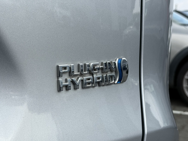 Toyota RAV4 2.5 Plug-in Hybrid AWD Bi-Tone Plus | Trekhaak | Memory | CarPlay | ACC | Camera | 19 inch