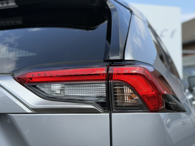 Toyota RAV4 2.5 Plug-in Hybrid AWD Bi-Tone Plus | Trekhaak | Memory | CarPlay | ACC | Camera | 19 inch