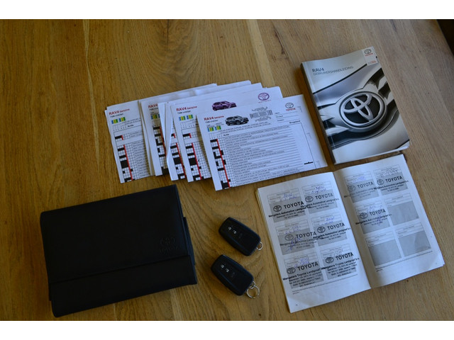 Toyota RAV4 2.0 VVT-iE Dynamic LED Camera Navi Trekhaak