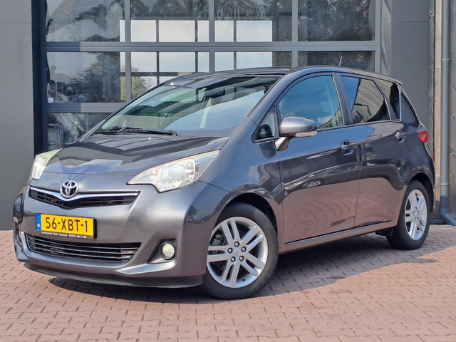 toyota-verso-s-1.3-vvt-i-dynamic---airco----pano---trekhaak---keyless--