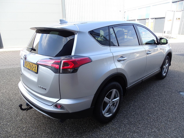 Toyota RAV4 2.5 Hybrid AWD Executive Business Automaat, Navigatie, Multimedia, Airco ECC, CruiseControl, Parkeersensoren, Trekhaak, Xenon, L