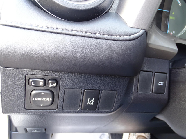Toyota RAV4 2.5 Hybrid AWD Executive Business Automaat, Navigatie, Multimedia, Airco ECC, CruiseControl, Parkeersensoren, Trekhaak, Xenon, L