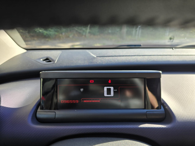 Citroen C4 Cactus 1.2 PureTech Shine | 1E EIGENAAR |12MND GARANTIE | CAMERA | NAVI |