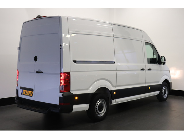 Volkswagen Crafter 2.0 TDI 140PK Automaat L3H3 EURO 6 - Airco - Navi - Cruise - Massage - €14.499,- Excl.