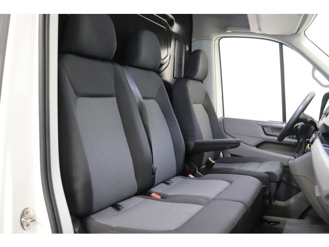 Volkswagen Crafter 2.0 TDI 140PK Automaat L3H3 EURO 6 - Airco - Navi - Cruise - Massage - €14.499,- Excl.